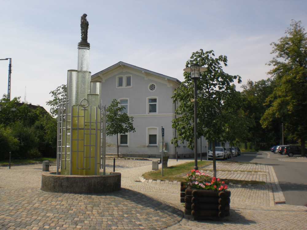 Glasbläserbrunnen von Josef Wolf